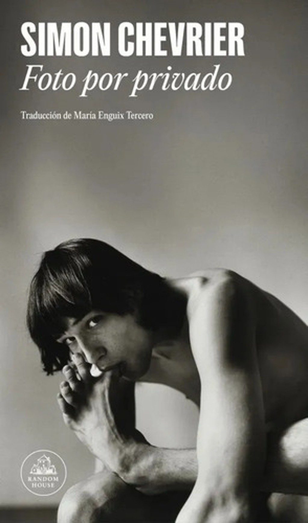 Foto Por Privado Simon Chevrier Novela Lgbt