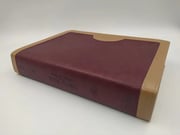 Portada de Biblia De Estudio Vida Plena, Tapa Piel Rojo/beige