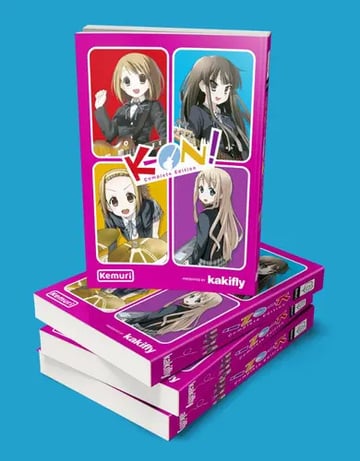 Portada de K-on! Complete Edition, De Kakifly. Serie K-on! Editorial Kemuri, Tapa Blanda, Edición 1 En Castellano, 2023