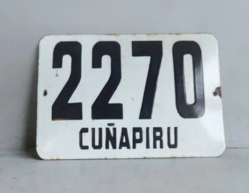 Chapa Número Domiciliario Vintage Cuñapiru 2270 Blanco