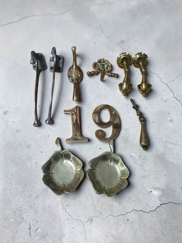 Lote Herrajes Bronce Antiguos Tiradores Percheros Y Adornos