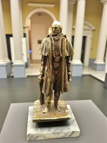 Bronce Artigas Zorrilla De San Martín Miniatura Colección Dorado Oscuro