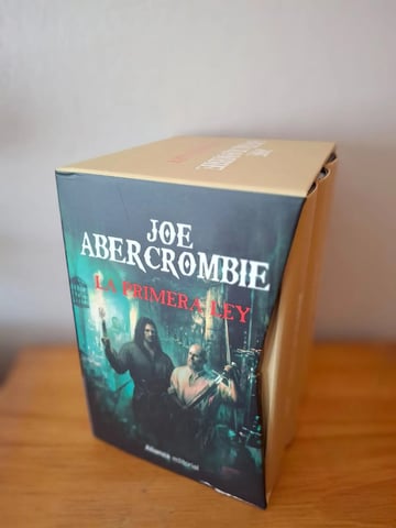 Pack La Primera Ley Trilogía Fantasía Joe Abercrombie