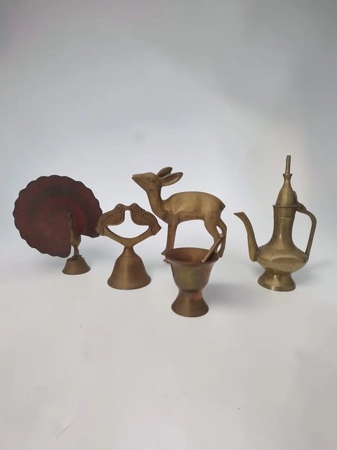 Lote 5 Figuras Bronce Campana Ciervo Pavo Real India Antiguo