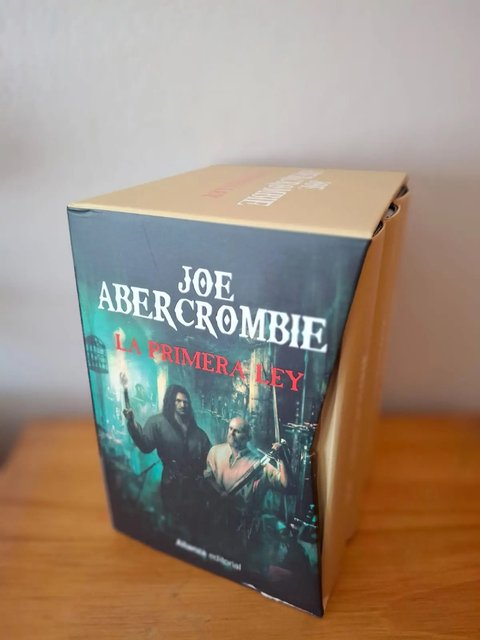Pack La Primera Ley Trilogía Fantasía Joe Abercrombie