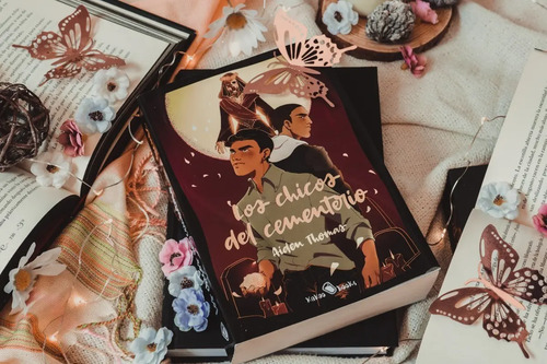 Los Chicos Del Cementerio, Thomas, Aiden — imagen 4
