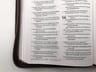 Biblia Ntv Edición Compacta I/piel Cafe Latte Con Cierre — imagen 6