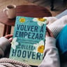 Volver A Empezar: It Starts With Us, De Colleen Hoover. — imagen 3