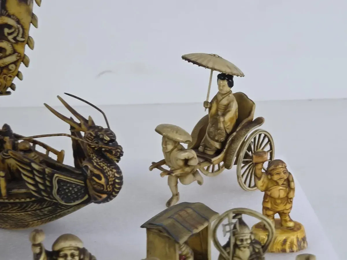 Lote 11 Figuras Japonesas Fortuna Resina Simil Marfil Dioses Beige — imagen 5