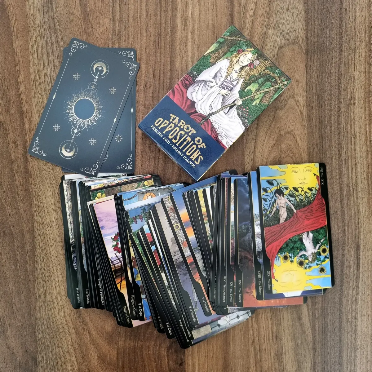 Tarot Of Oppositions - Tarot De Los Opuestos - 78 Cartas — imagen 14